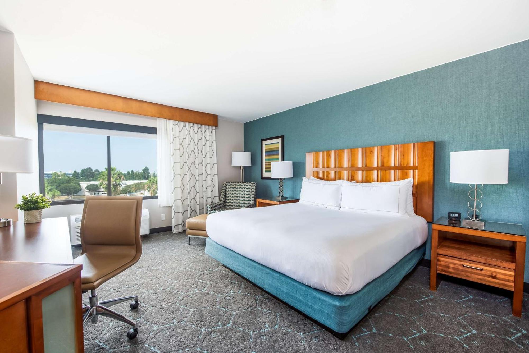 Doubletree By Hilton Carson Exterior foto